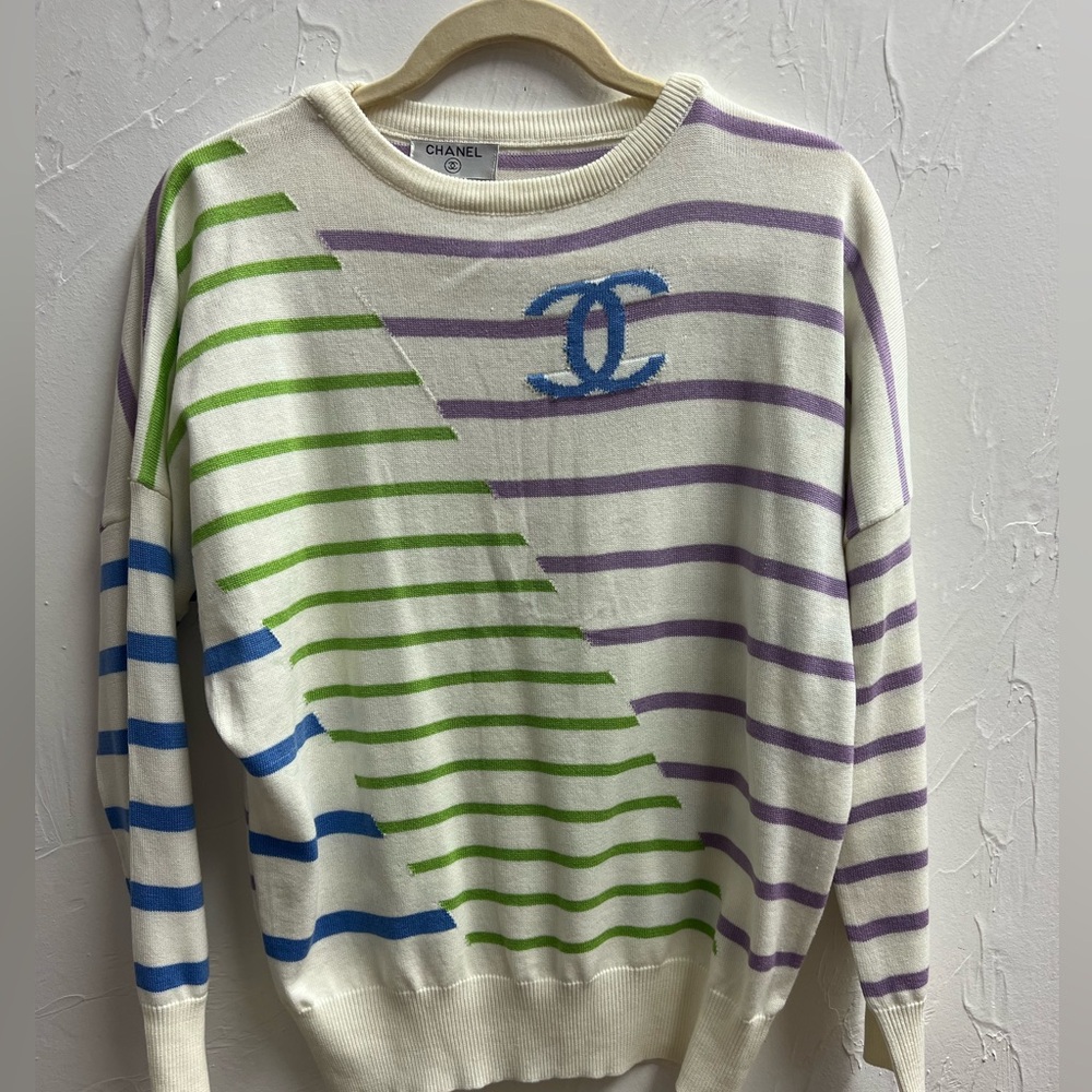 Chanel cashmere sweater